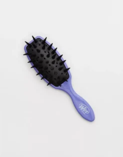 Aerie Wet Brush Treatment Brush