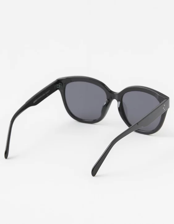 Aerie Dare To Square Sunglasses 2 Aerie Dare To Square Sunglasses - Image 2